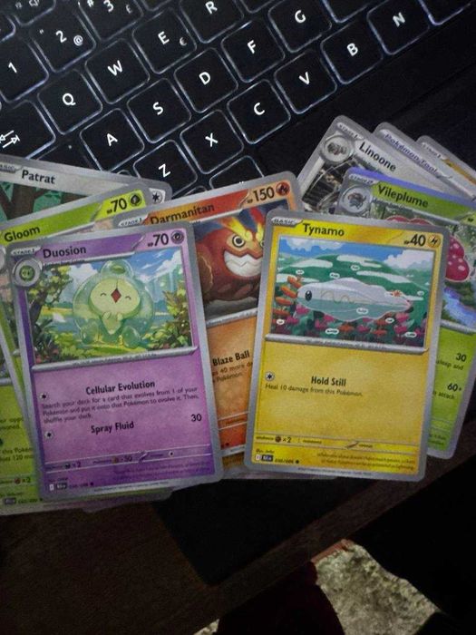 Cartas Pokémon à venda