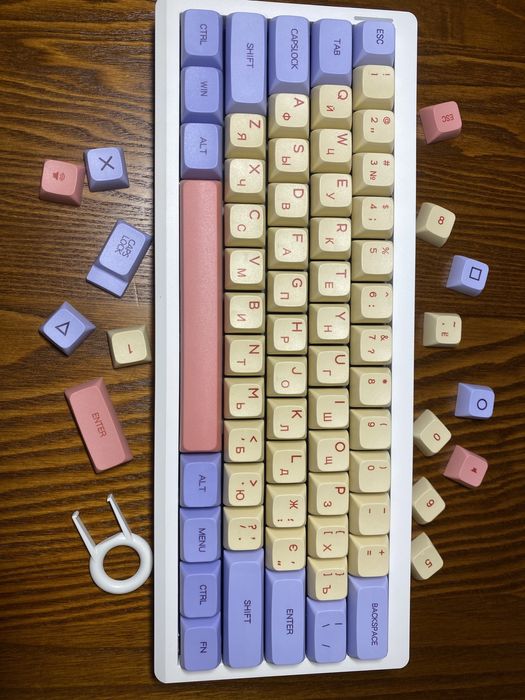 Кастомна GMK61. Бездротова ігрова механічна RGB хотсвапна клавіатура