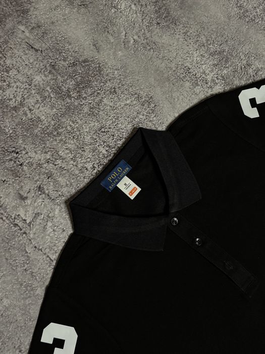 Polo Ralph Lauren украшена контрастным белым принтом Тони Монтана, Polo, Поло Чикаго