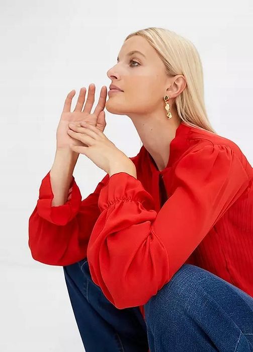 B.P.C czerwona bluzka plisowana z krawatką ^44