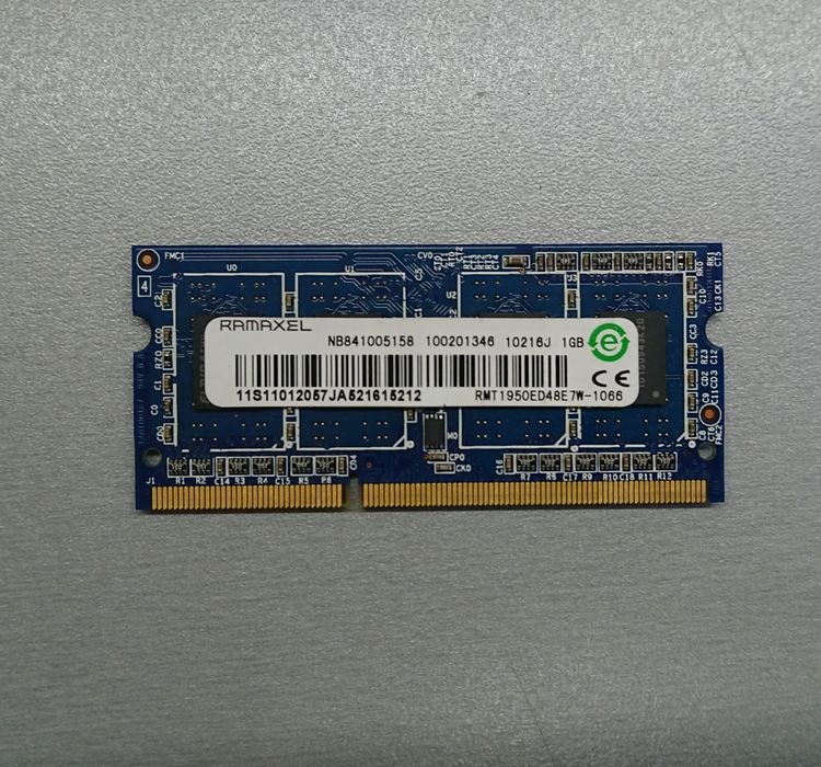 Ноутбук Lenovo B550 Разборка. Шлейф корпус петли кулер рамка