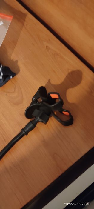 New Universal Support64564064893826122