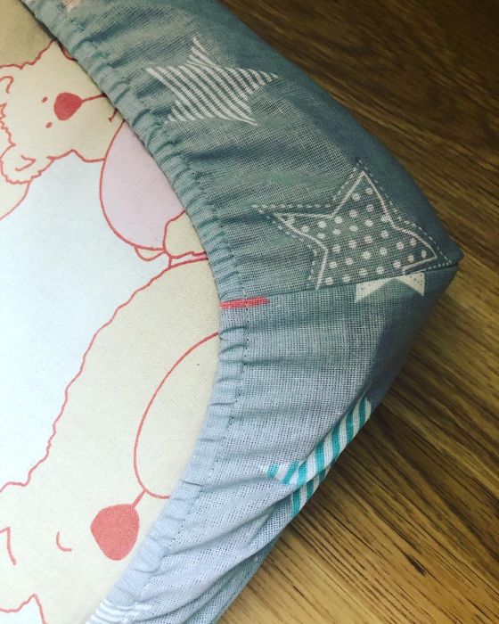 простирадло на резинці простынь на резинке