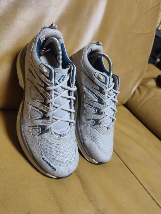 Трекінгові кросівки Lowa 38 cm