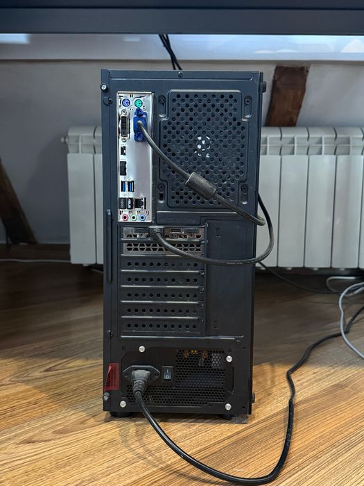 Потужний ПК для роботи + монітор + клавіатура і мишка