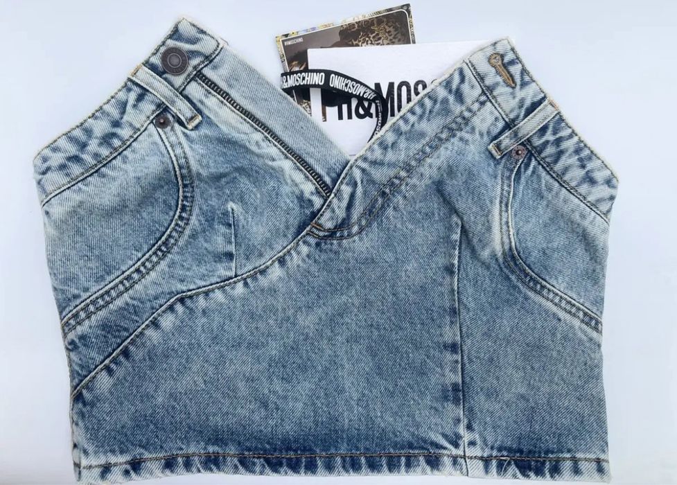 Джинсовий топ від коллобараціі HM&Moschino