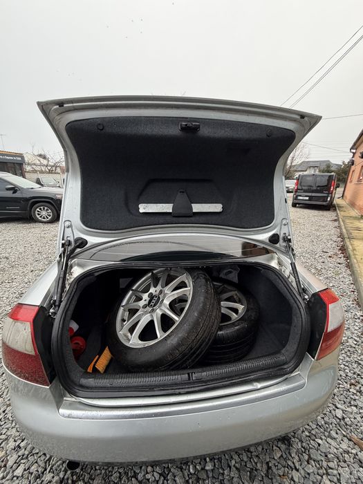 Audi A4 B6 гарний стан