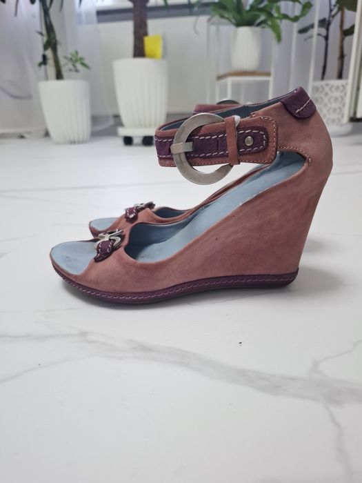 Sandały 38 Quazi na koturnie wygodne obcas klapki buty