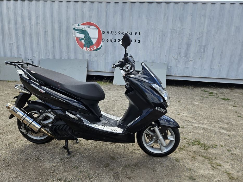 стокмото:продажа скутер Yamaha Majesty 155s без пробега по Украине.Максискутер только с контейнера из Японии.Доставка/отправка по Укр.Ямаха маджести