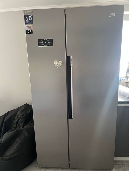 Холодильник Beko GN164020XP