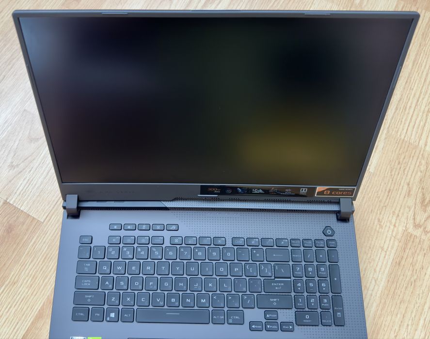 Игровой ноутбук ASUS ROG Strix G17 / RTX 3070 8GB / Ryzen 7 /300Hz