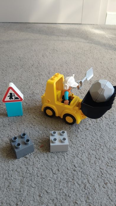 LEGO Duplo buldożer