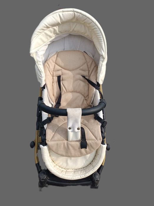 Продаю коляску 2 в1