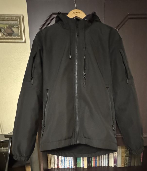 Продам куртку Softshell