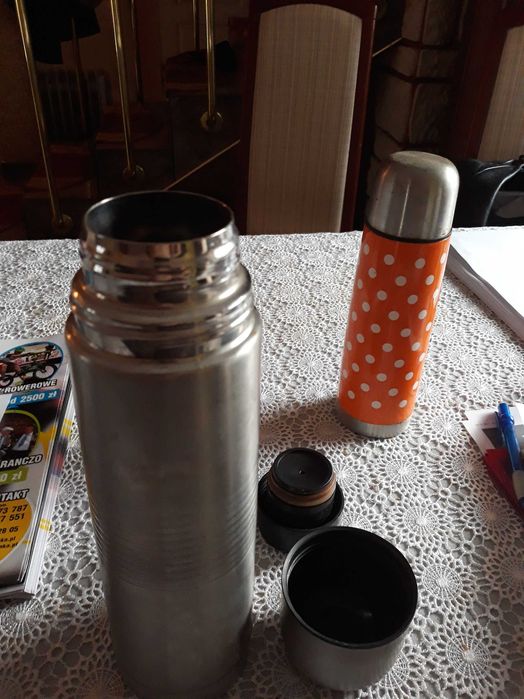 Termosy podróznicze