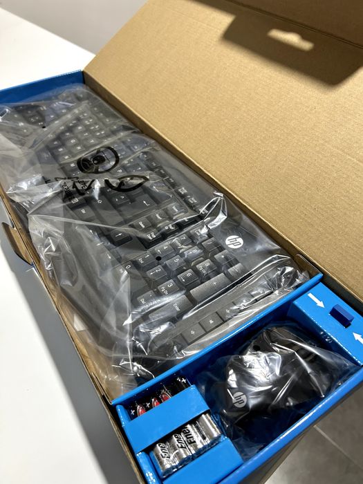 Combo Teclado + Rato Wireless HP 300 – Novo, na Caixa!
