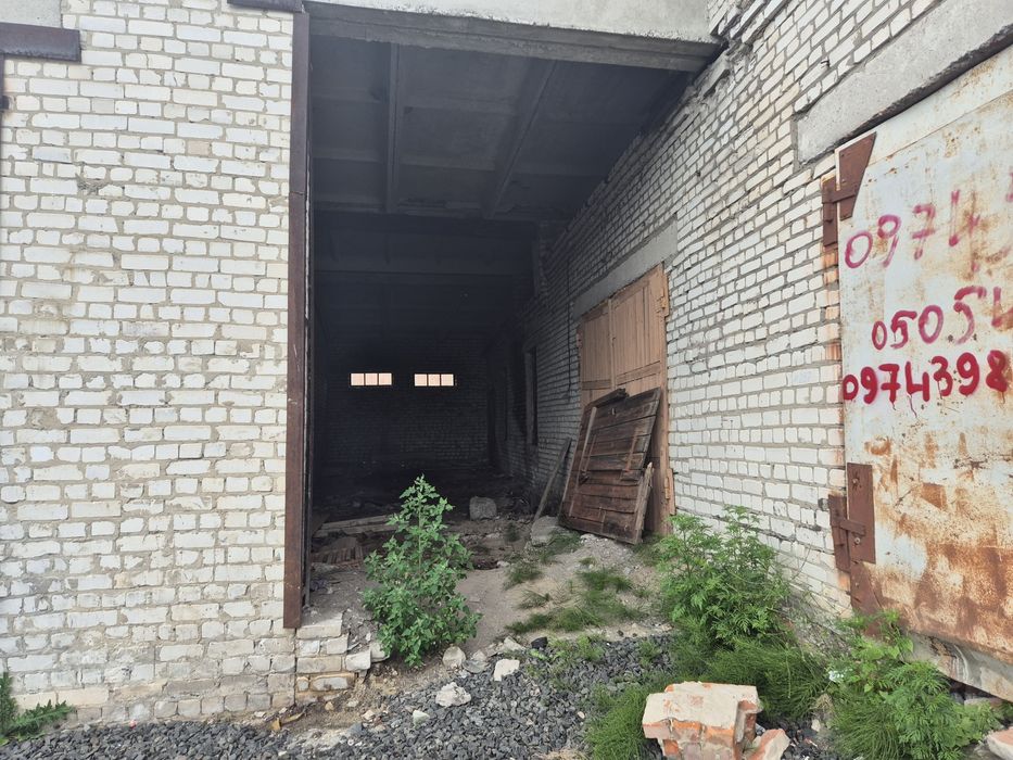 Гаражі із земельною ділянкою продаж або оренда