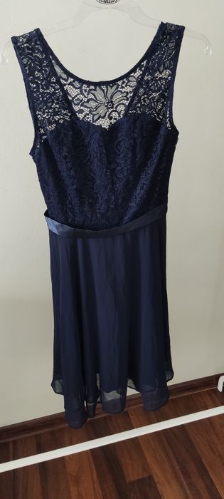 Granatowa sukienka Berry Love rozmiar M