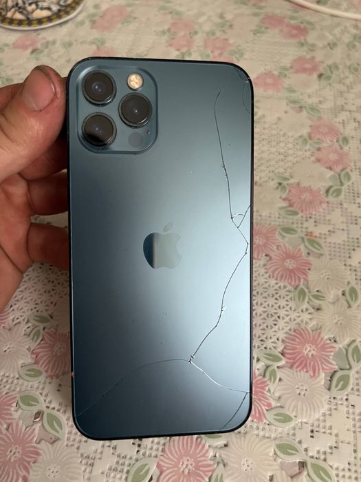 Продам Iphone 12pro на 128gb