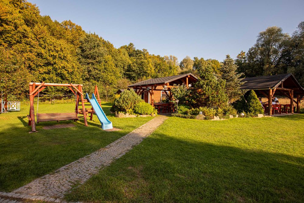 Pokoje apartamenty  USTROŃ oferta dla firm, grup, par ,rodzin.