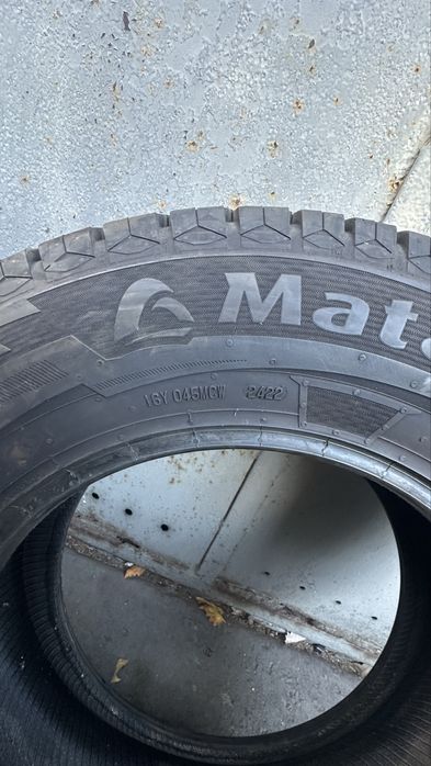 Opony letnie ciezarowe  215/70/R15 C