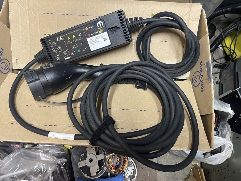Kabel przewod do ladowania Jeep wtyczka typu 2 Mennekes Okazja!