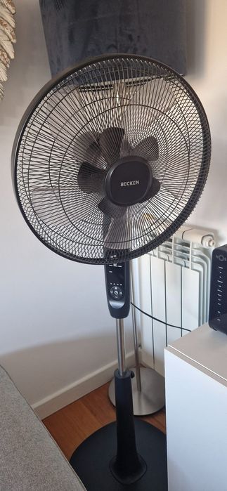 Ventoinha de pé Becken