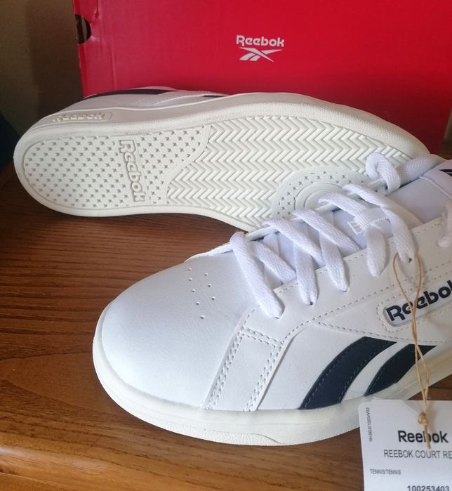 Reebok (Novas, na caixa) - Tamanho 43