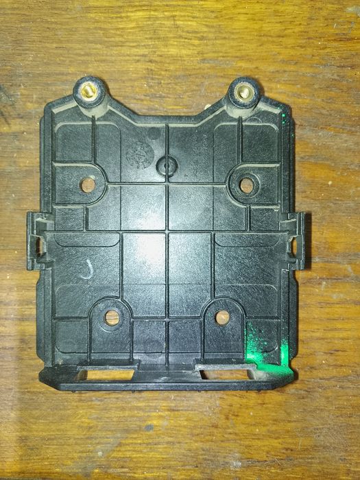 Кронштейн радара датчика сліпих зон Ford Escape