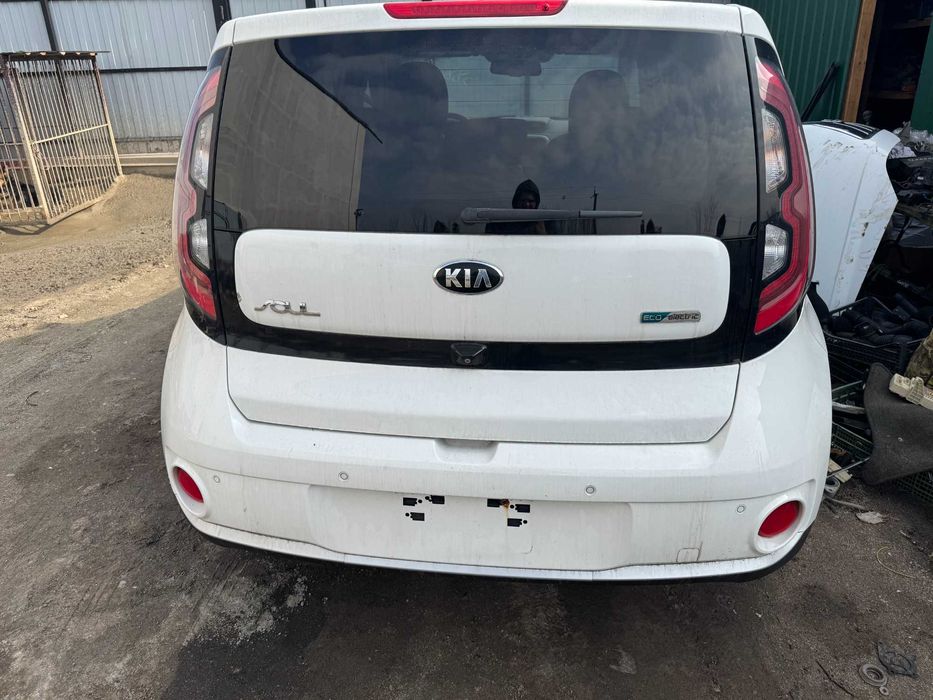 Кришка багажника Kia Soul EV ляда гарантія на запчастини