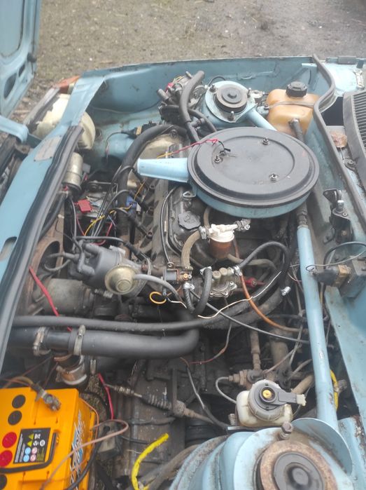 Продам машину  только без стартера