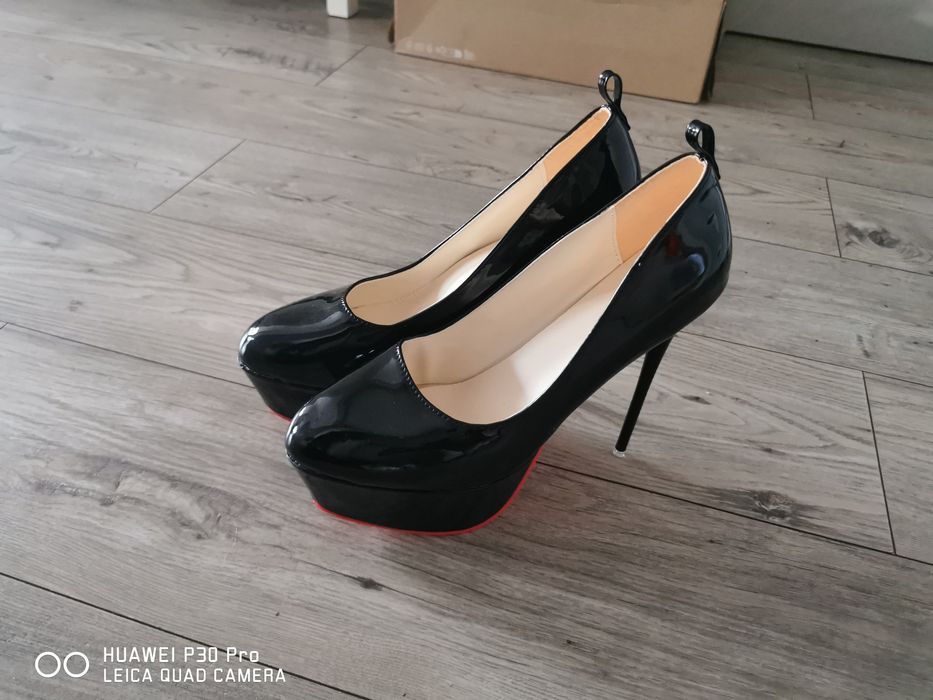 Szpilki lakierki platformy r 45 czarne Nowe wysokie
