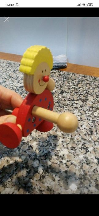 Cabides de parede p quarto de criança em madeira