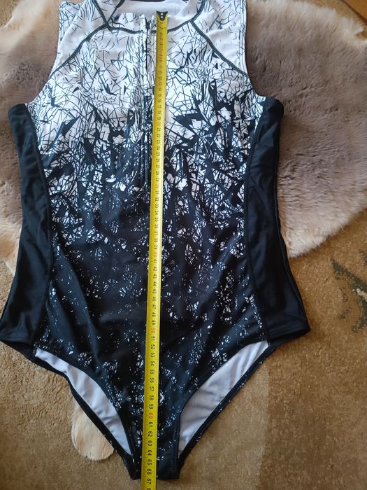 Stylowy kostium kąpielowy Rash Guard - surfing sup-a aqua-areobik