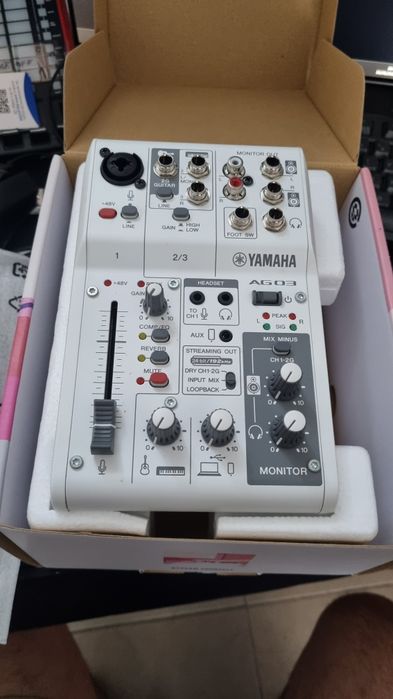 Yamaha AG03 - XLR