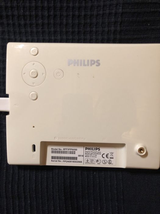 Цыфровая фоторамка PHILIPS