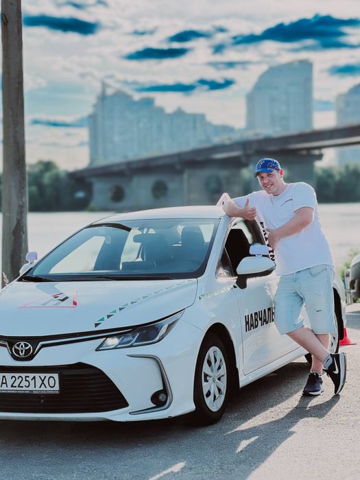 Автоіструктор Київ