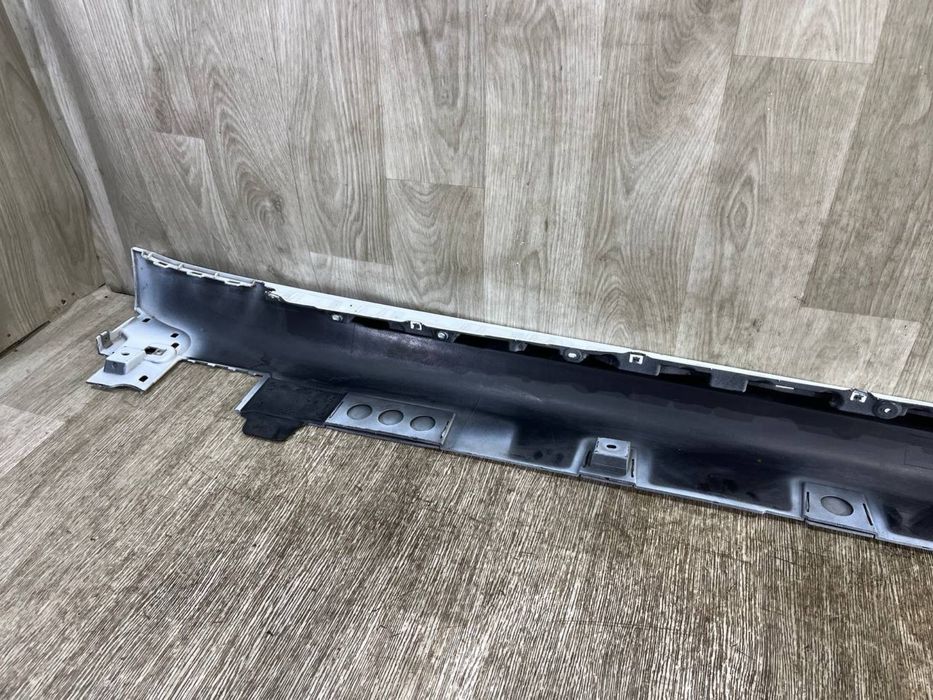 Порог правый Tesla Model S Plaid ( 2021 2022 2023 2024 г. ) Накладка порога 1567138-00-D