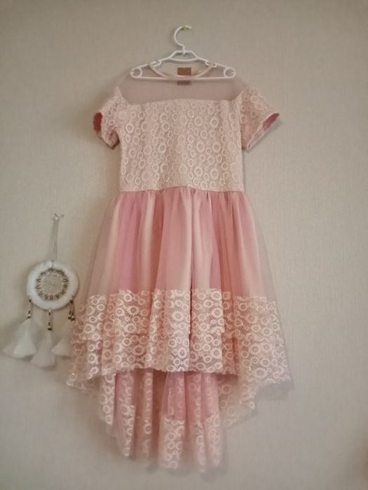 Миле, ніжне плаття