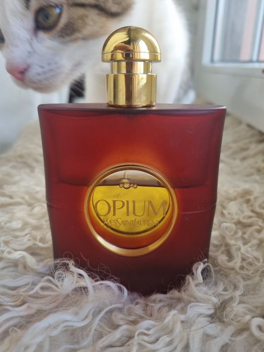 Woda toaletowa OPIUM 90 ml.