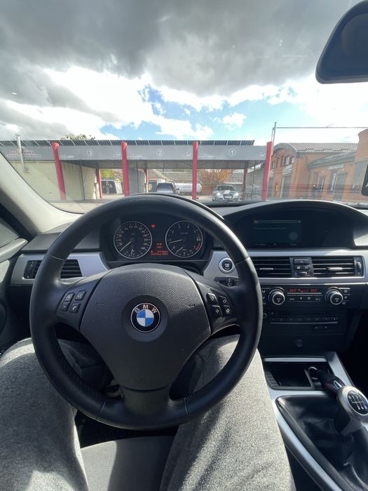 Продам Bmw e90 318i