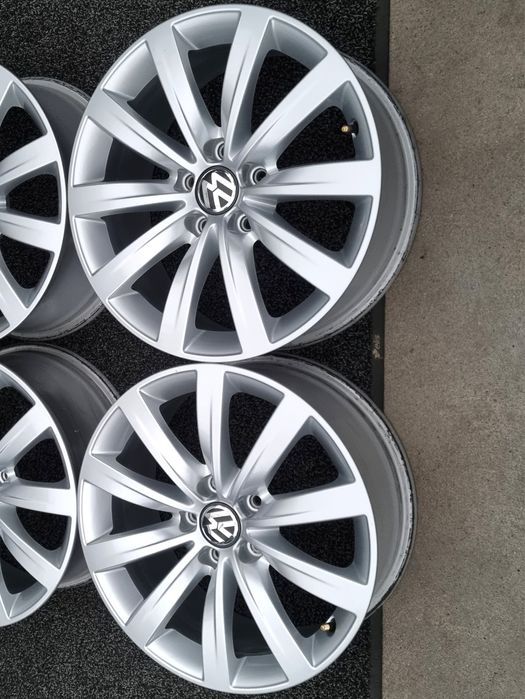 Felgi Alu 17" VW Sharan II Passat B8 B7 B6 T-Roc Tiguan II Golf 5x112