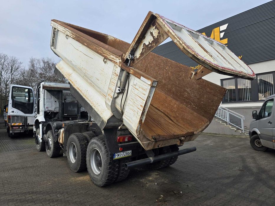 Mercedes-Benz AROCS 4153 wywrotka 8x4