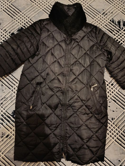 Віддам куртки жіночі