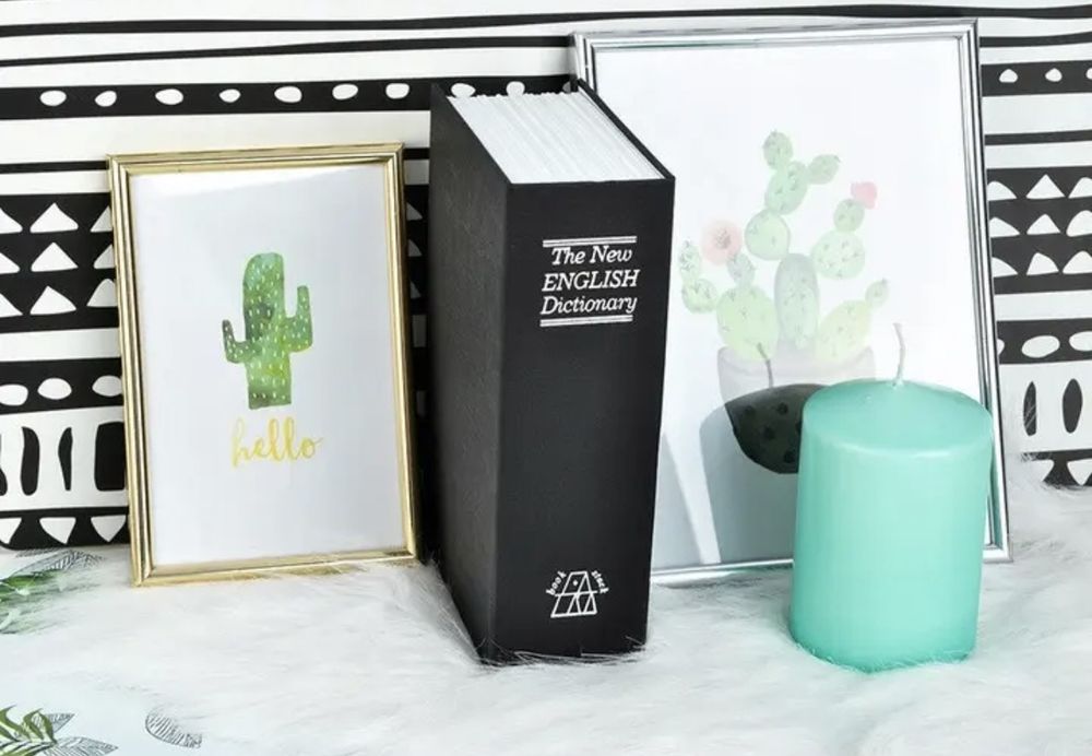 Металевий сейф міні книга для грошей 18х11,5х5,6 см Malatec 6148