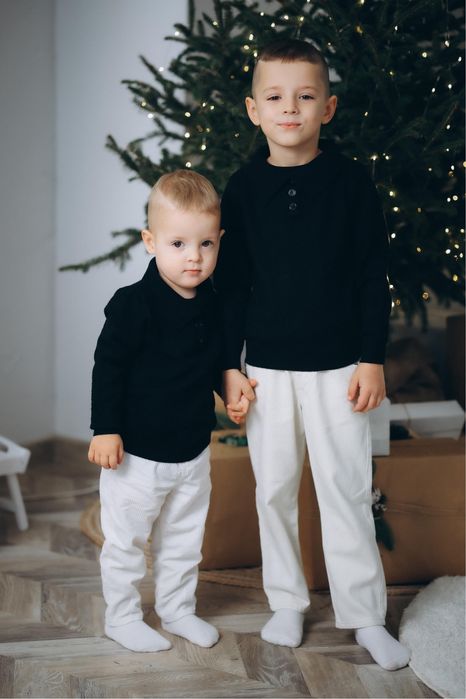 Кофтинки поло в чорному кольорі