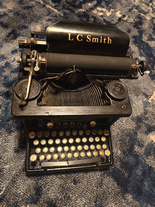 Zabytkowa maszyna do pisania