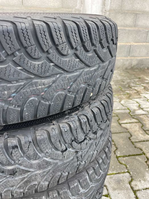 4 pneus 175/65 r15 semi novos