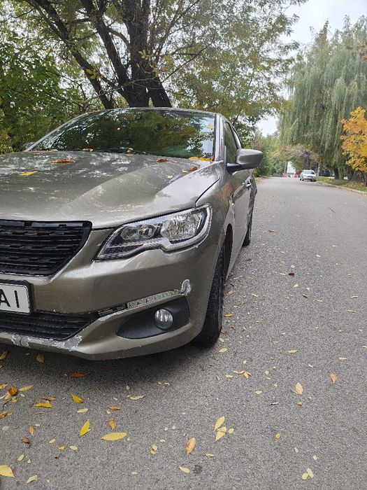 Peugeot 301 18 год 1.2 объём 60 000 пробега