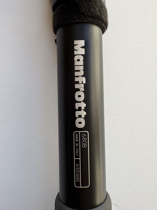 Monotripé Manfrotto 680B de aluminio